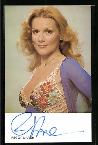 AK Musikerin Peggy March trägt Glasperlen BH, Autograph