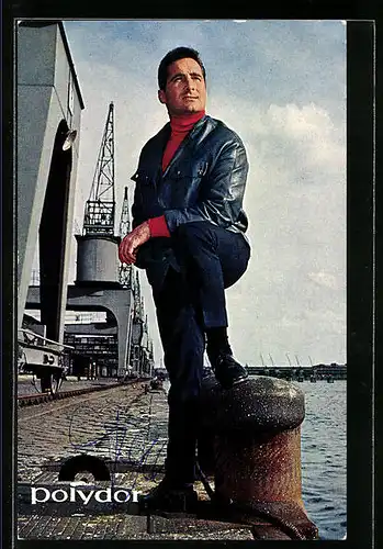 AK Musiker Freddy Quinn in einer Lederjacke am Hafen, Autograph