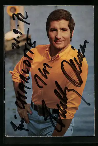 AK Musiker Freddy im offenen Hemd, Autograph