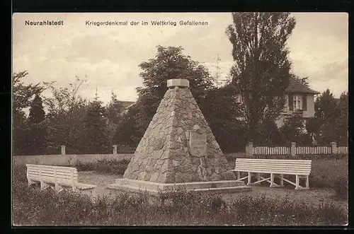 AK Hamburg-Neustadt, Kriegerdenkmal der im Weltkrieg Gefallenen