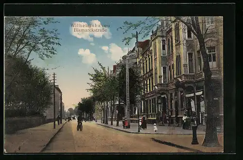 AK Wilhelmshaven, Bismarckstrasse mit Passanten