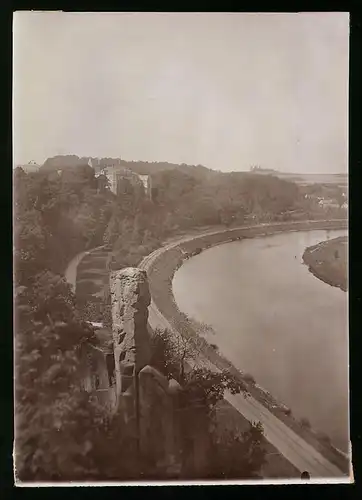 Fotografie Brück & Sohn Meissen, Ansicht Döben, Partie im Muldental und Blick nach Schloss Döben