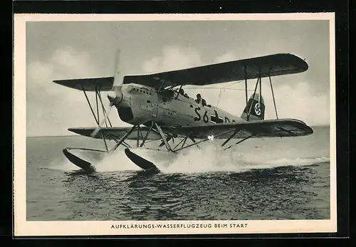 AK Aufklärungs-Wasserflugzeug beim Start,  am Heck