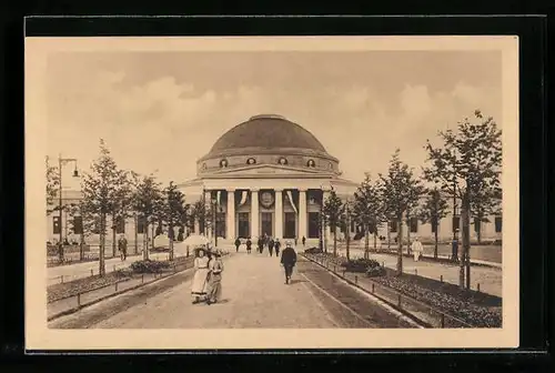 AK Leipzig, Internationale Baufachausstellung 1913 - Lindenallee und Betonhalle