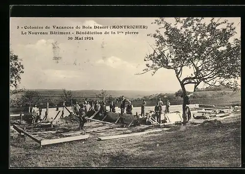 AK Montricher, Colonies de Vacances de Bois Désert, Le Nouveau Bâtiment - Bénédiction de 1a 1ers pierre