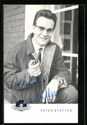 AK Musiker Peter Steffen mit Tabakspfeife, Autograph