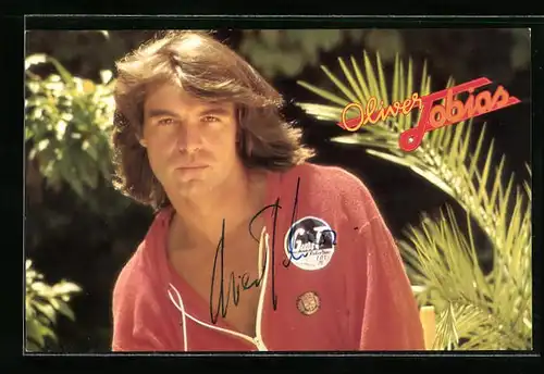 AK Musiker Oliver Tobias im roten Sweatshirt, Autograph