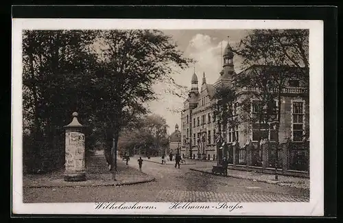 AK Wilhelmshaven, Hollmannstrasse und Litfasssäule