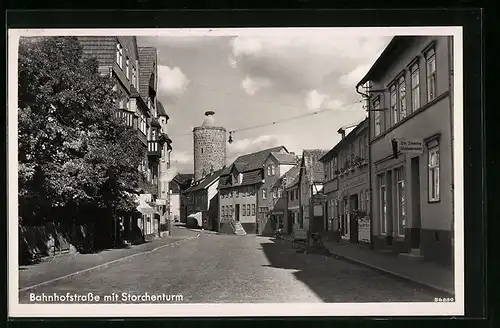 AK Vacha /Rhön, Bahnhofstrasse mit Storchenturm