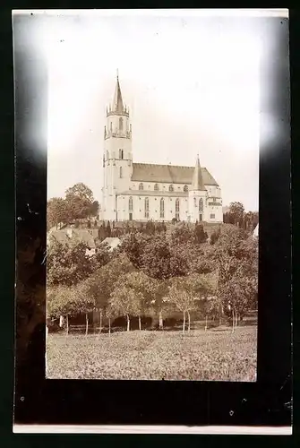 Fotografie Brück & Sohn Meissen, Ansicht Staucha, Blick auf die Kirche, Spiegelverkehrt