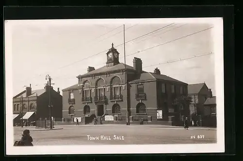 AK Sale, Town Hall
