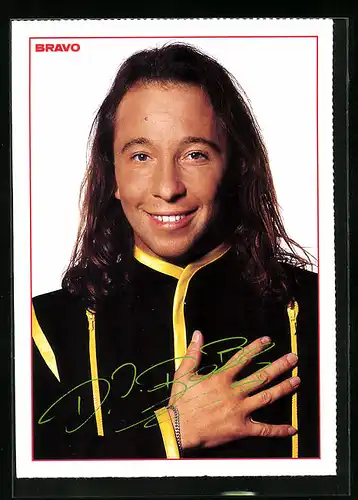 AK Musiker DJ Bobo lächelnd mit Autograph