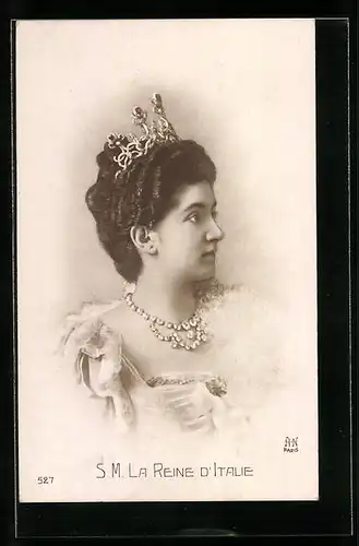 AK S.M. la Reine d'Italie im Portrait