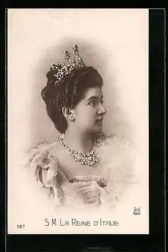 AK S.M. la Reine d'Italie im Portrait