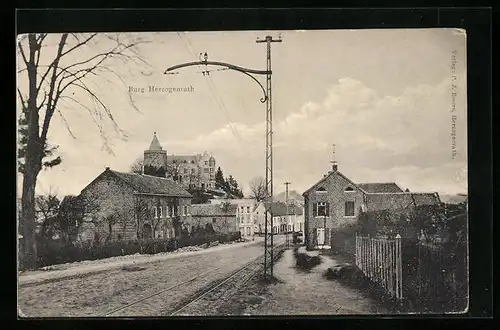 AK Herzogenrath, Strassenpartie mit Burg