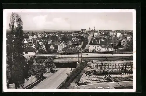 AK Ludwigsburg, Teilansicht mit Strassenpartie