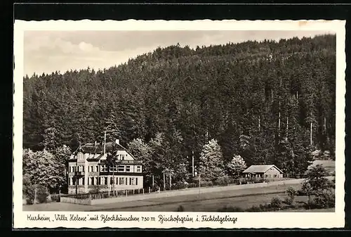 AK Bischofsgrün i. Fichtelgebirge, Kurheim Villa Helene mit Blockhäuschen