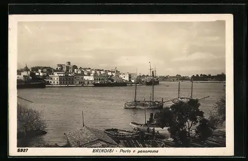 AK Brindisi, Porto e panorama