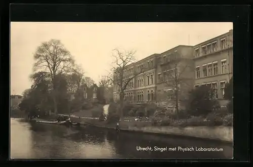 AK Utrecht, Singel met Physisch Laboratorium