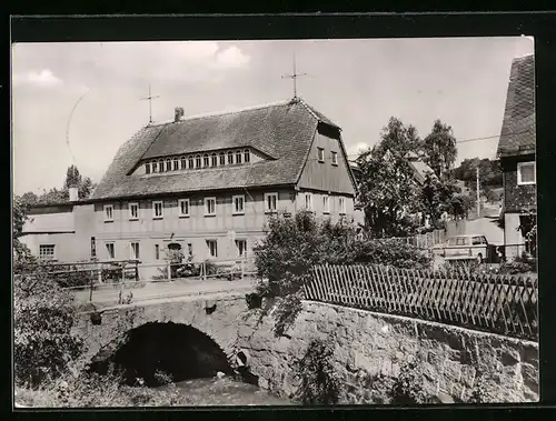 AK Eibau /Kr. Löbau, Ansicht Haus mit Brücke