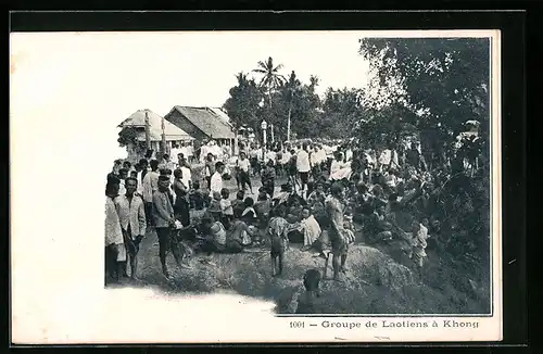 AK Laos, Groupe de Laotiesn à Khong