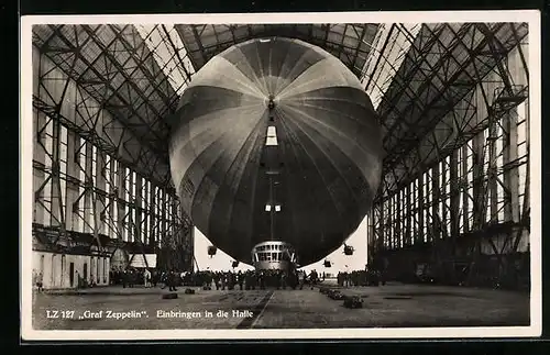 AK Einbringen des Luftschiffes LZ 127 Graf Zeppelin in die Halle