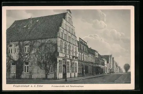 AK Friedrichstadt a. Eider, Prinzenstrasse mit Paludanushaus