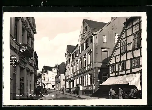 AK Bünde i. Westf., Passanten in der Eschstrasse