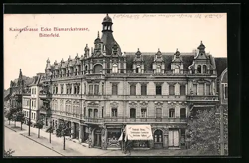 AK Bitterfeld, Kaiserstrasse Ecke Bismarckstrasse aus der Vogelschau