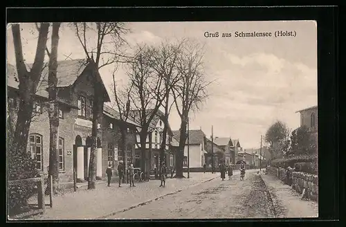 AK Schmalensee /Holst., Strassenpartie am Gasthaus