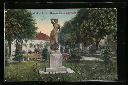 AK Kehl / Rhein, Heuwenderin auf dem Agnes