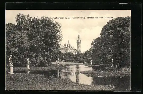 AK Schwerin, Grossherzogliches Schloss von den Cascaden gesehen