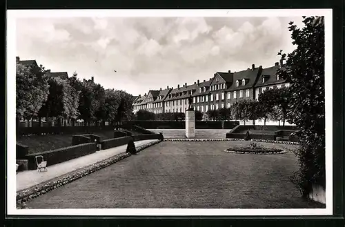 AK Kehl am Rhein, Hindenburgplatz mit Pionierdenkmal