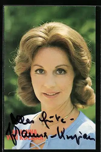 AK Musikerin Johanna von Koczian mit Goldkette, Autograph