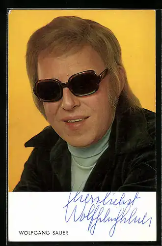 AK Musiker Wolfgang Sauer im Rollkragen-Pullover, Autograph