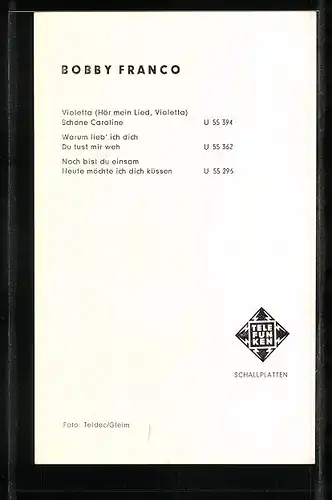 AK Musiker Bobby Franco in lässiger Haltung, Autograph