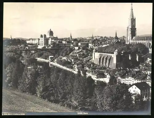 Fotografie Gebr. Wehrli Kilchberg, Zürich, Ansicht Bern, Panorama mit Zitadelle, Kathedrale & Eisenbahnbrücke