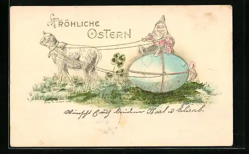 AK Zwerg sitzt auf Eierschale, Lamm mit Kleeblatt