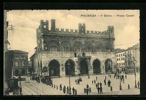 AK Piacenza, Il Gotico, Piazza Cavalli