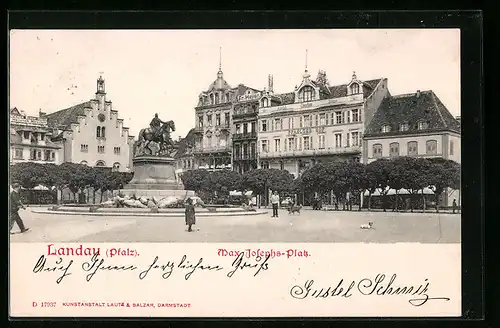 AK Landau /Pfalz, Max Josephs-Platz mit Geschäftshäusern und Denkmal