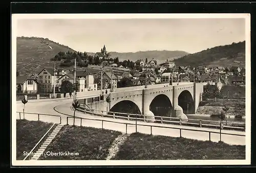 AK Stuttgart-Obertürkheim, Ortsansicht mit Brücke