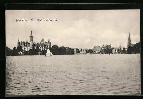 AK Schwerin i. M., Blick vom See aus
