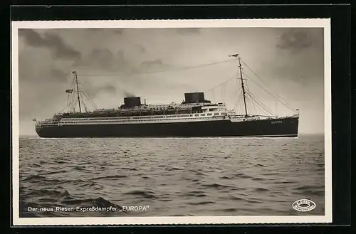 AK Der neue Riesen-Expressdampfer Europa