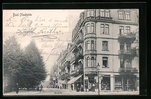AK Bad-Nauheim, Partie in der Kurstrasse mit Geschäften
