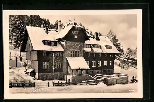 AK Wernigerode /Harz, FDGB-Ferienheim Thomas Müntzer bei Schnee
