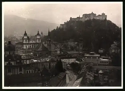4 Fotografien, Fotograf unbekannt, Ansicht Salzburg, Glockenspielturm, Denkmal, Stadtansichten mit Festung Hohensalzburg