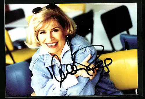 AK Musikerin Mary Roos lacht fröhlich, original Autograph