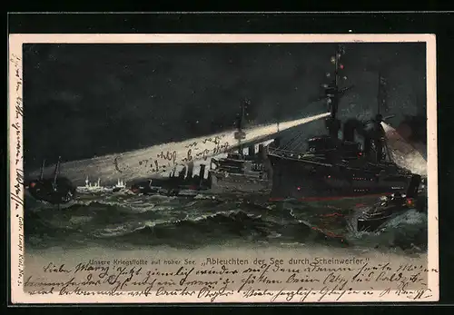 Künstler-AK Unsere Kriegsflotte auf hoher See, Ableuchten der See durch Scheinwerfer