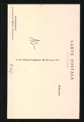 AK Madagascar, La sortie de l`Église à Ambositra