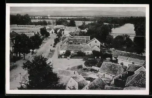 AK Radonice nad Ohri, Ortspartie mit Brücke